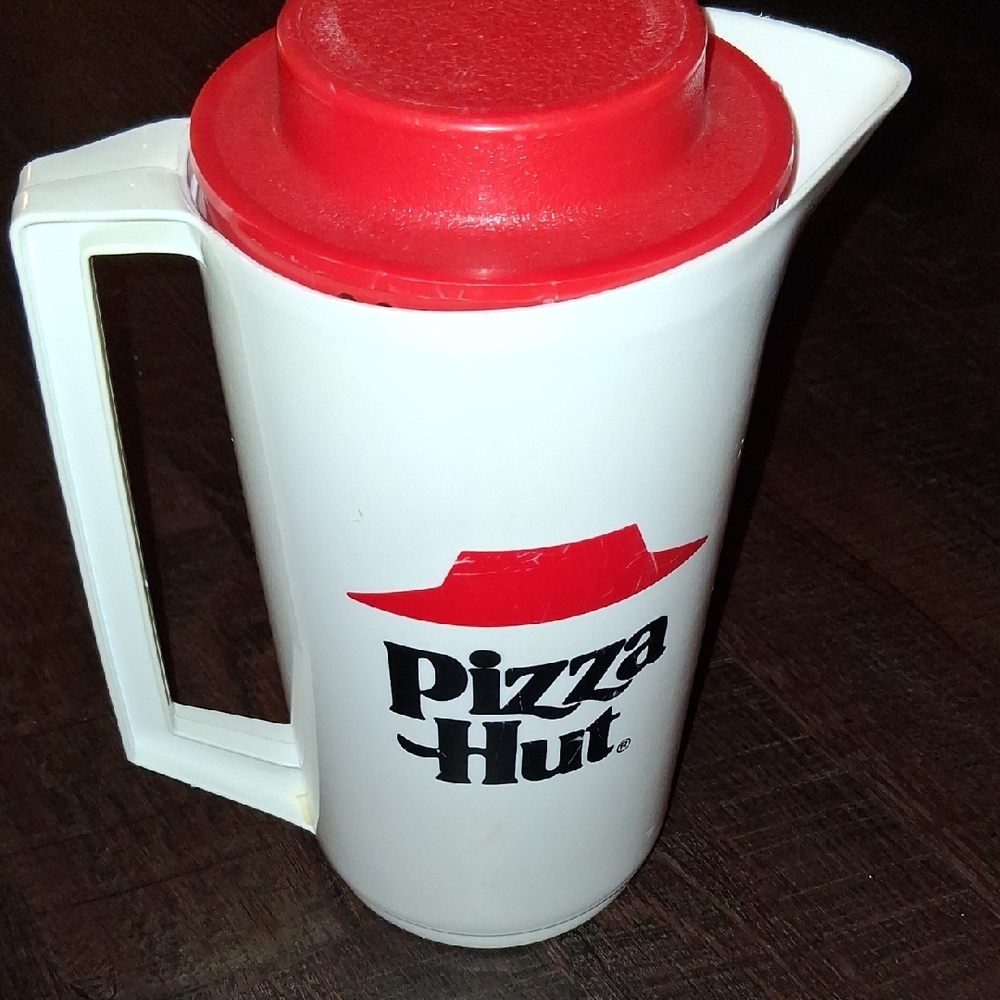 Vintage 1980s Pizza Hut Aladdinware Plastic Pitcher